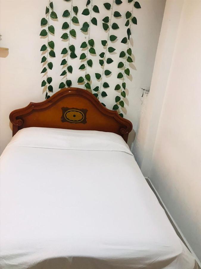 Hostal La 18 Pereira Luaran gambar
