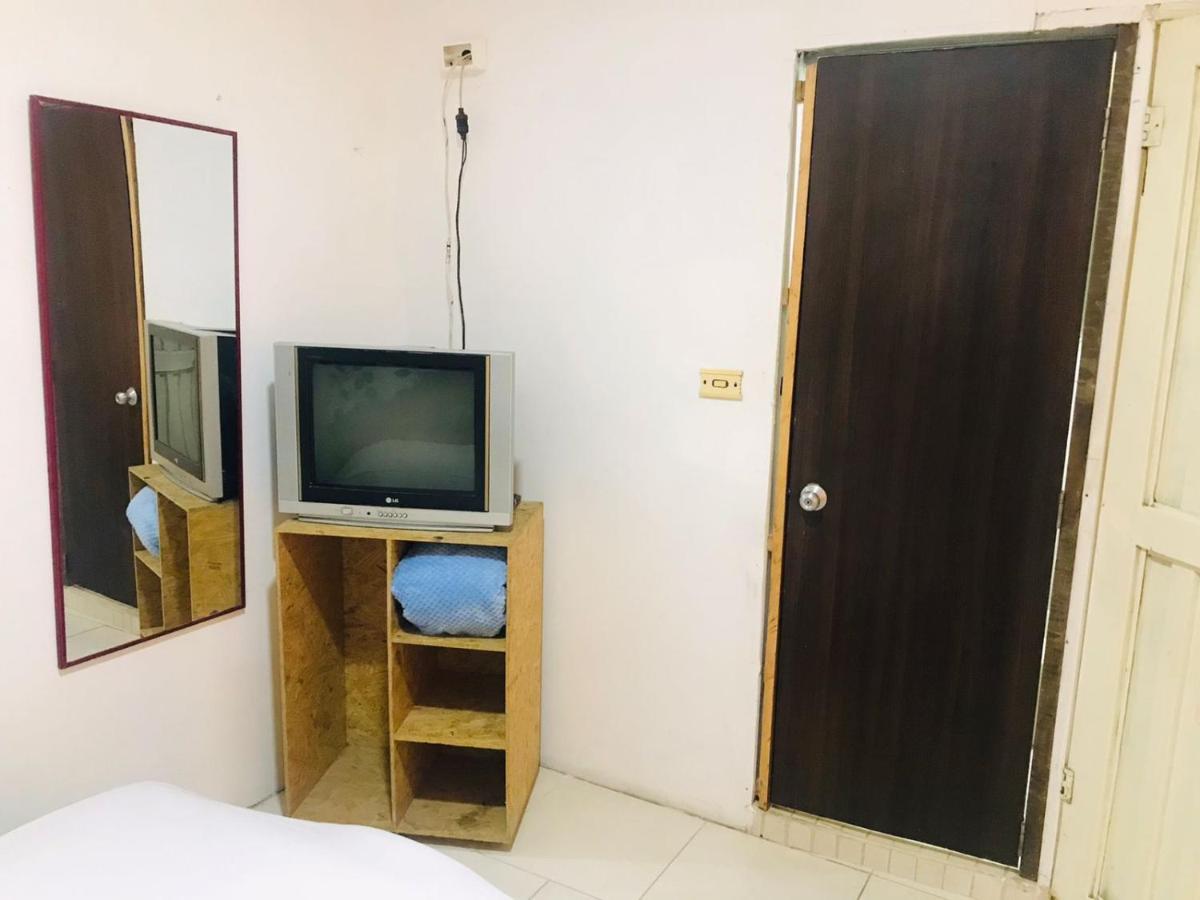 Hostal La 18 Pereira Luaran gambar
